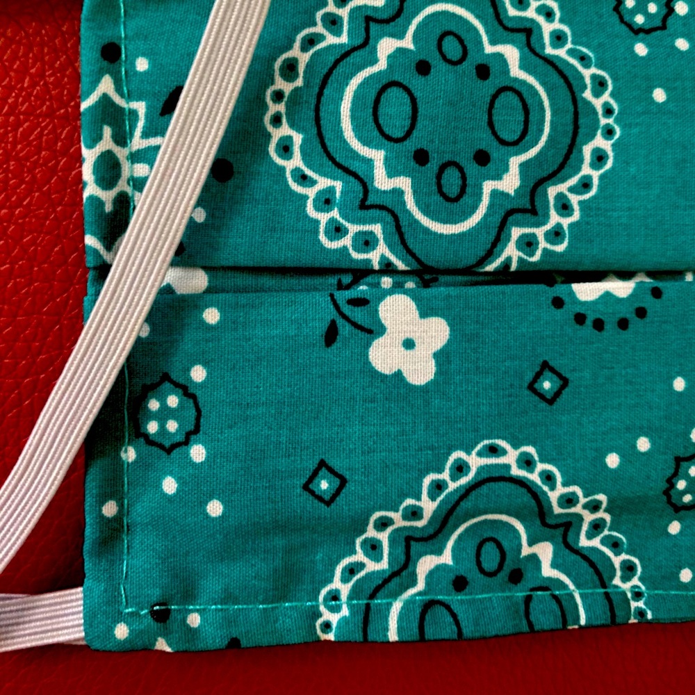 Bandanna face mask